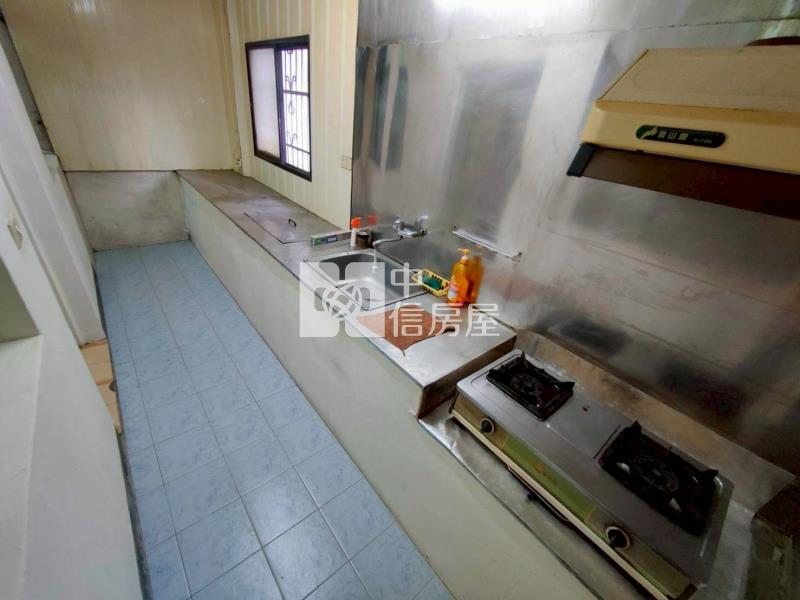 桃園愛國街大三房公寓房屋室內格局與周邊環境