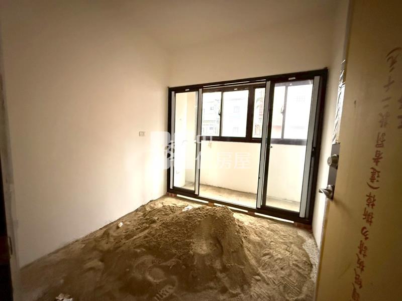 體育園區南亞科大旁全新2房房屋室內格局與周邊環境