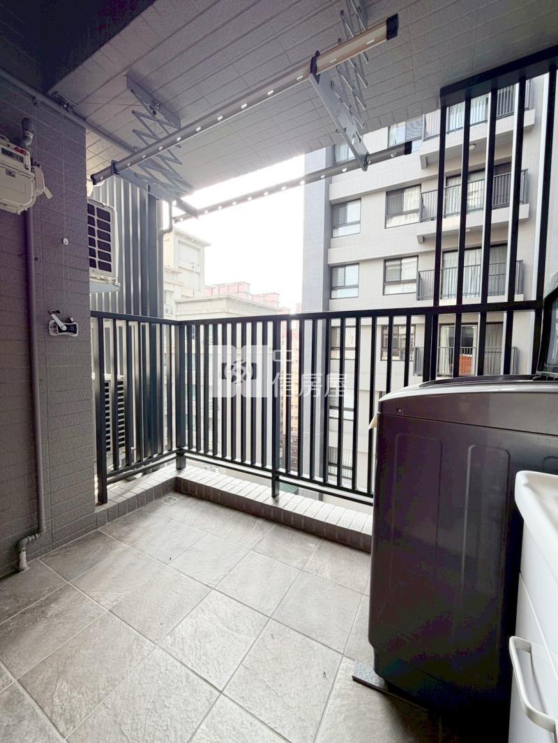 興大國圖館|女王萬歲高樓層兩房附車位房屋室內格局與周邊環境