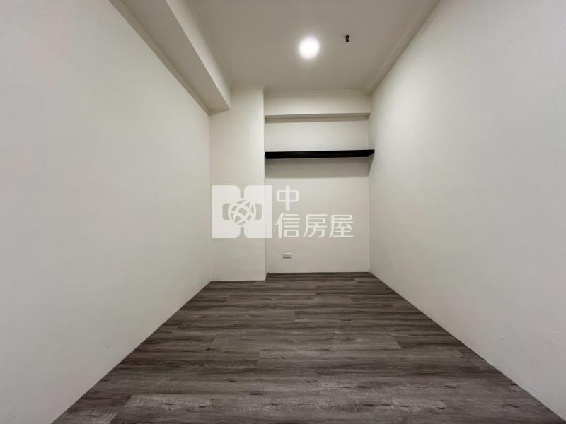 長億新平甜蜜蜜高樓層全新整理三房房屋室內格局與周邊環境