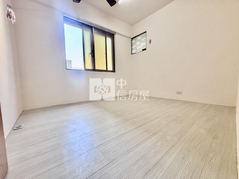 示範國宅平面車位美廈房屋室內格局與周邊環境