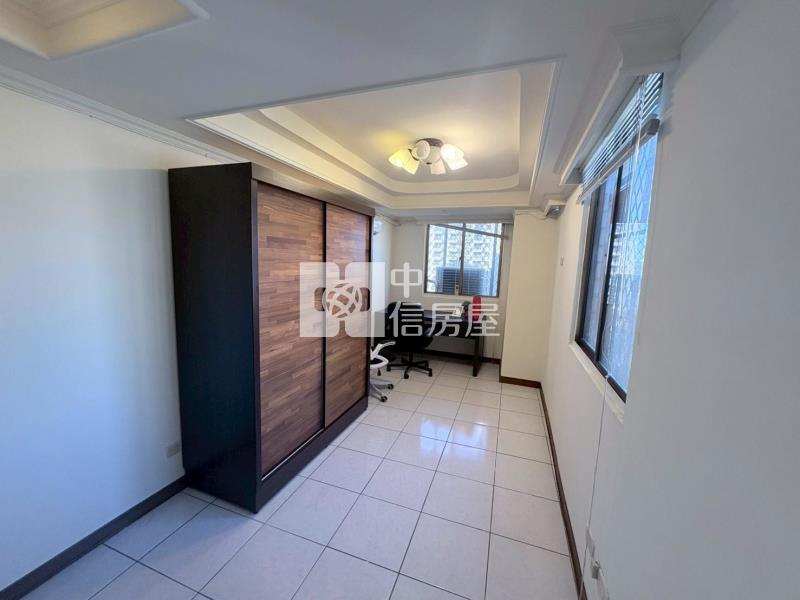 新農街採光兩房房屋室內格局與周邊環境