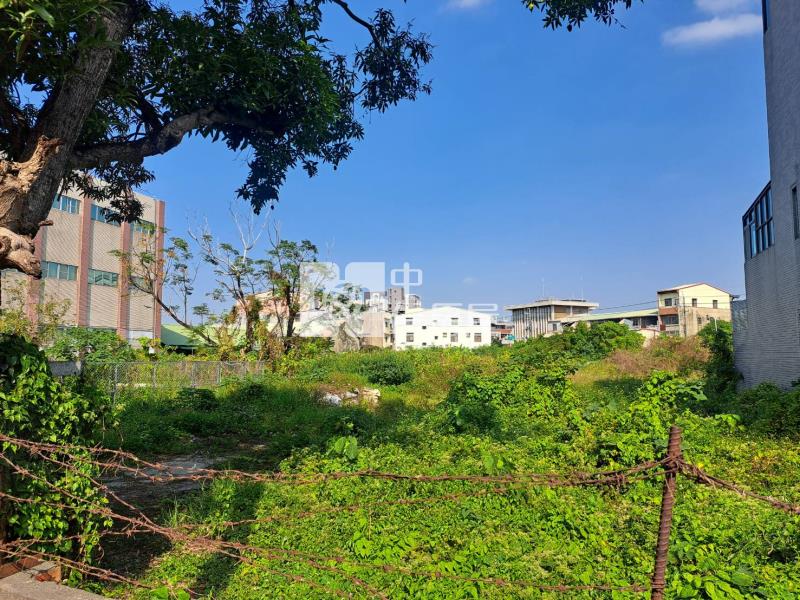 鄰歸仁農會&新豐高中漂亮建地1房屋室內格局與周邊環境