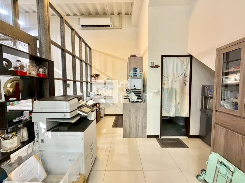 櫻花群雄會9米大面寬金店面+雙平車房屋室內格局與周邊環境