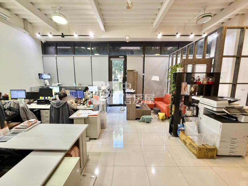 櫻花群雄會9米大面寬金店面+雙平車房屋室內格局與周邊環境