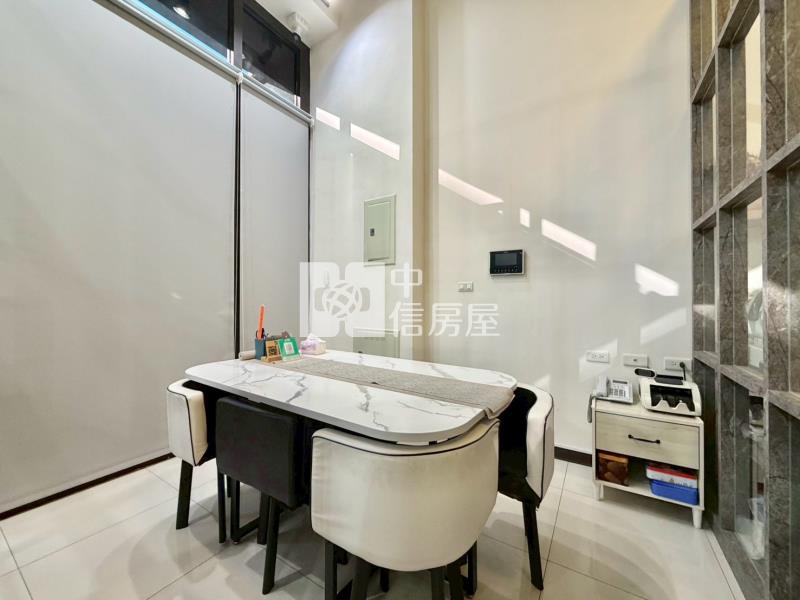 櫻花群雄會9米大面寬金店面+雙平車房屋室內格局與周邊環境