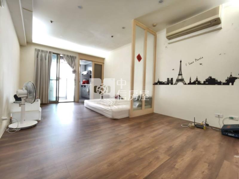 中壢SOGO百老匯大套房房屋室內格局與周邊環境