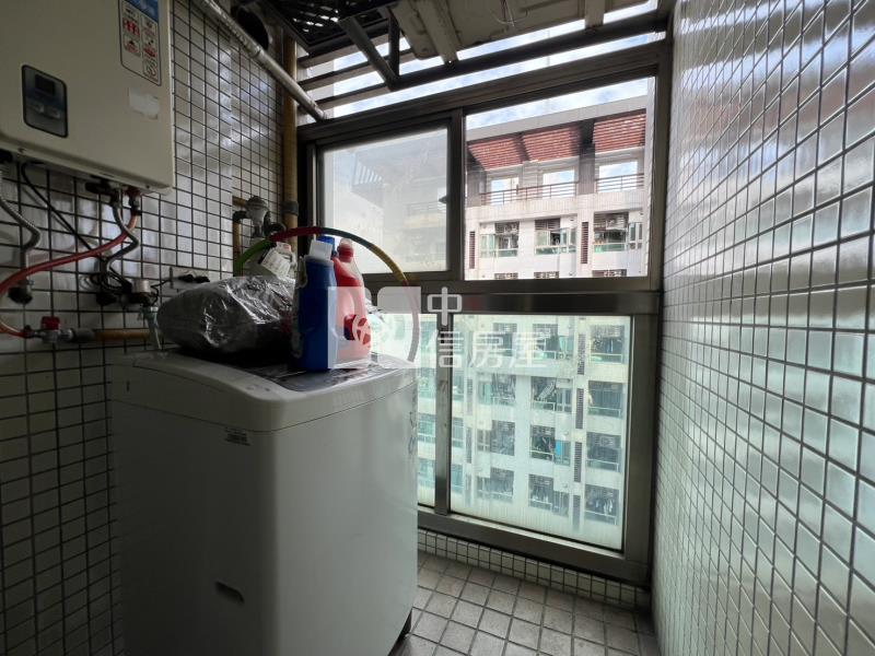 中壢SOGO百老匯大套房房屋室內格局與周邊環境