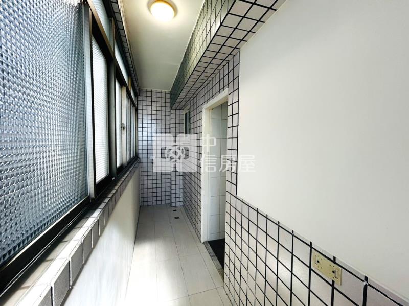 三面採光大三房捷運好宅房屋室內格局與周邊環境