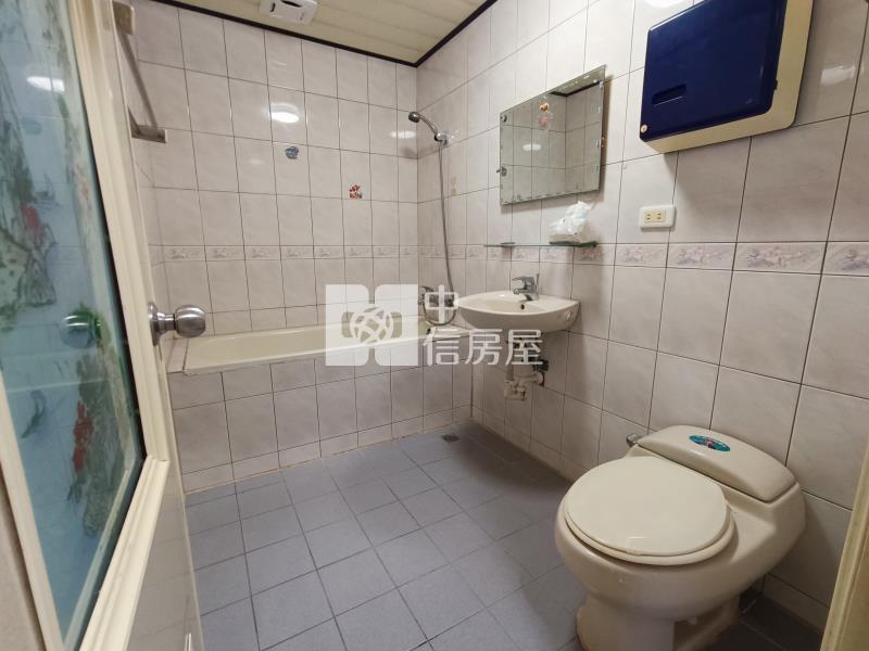 【奔馳】大湳交流道三鶯捷運宅-電梯3+1房車房屋室內格局與周邊環境