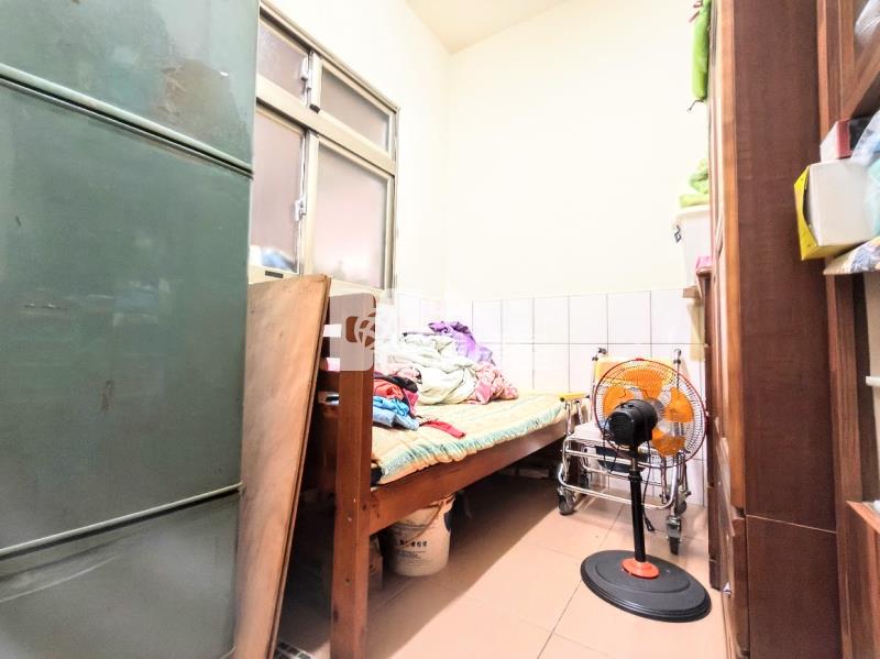 太平*財源滾滾金店面*前後臨路.有孝親房房屋室內格局與周邊環境