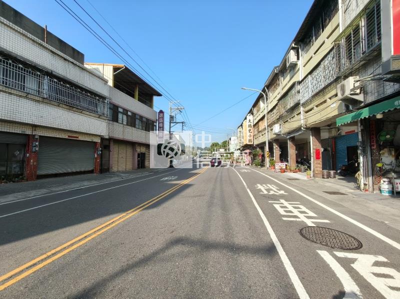太平*財源滾滾金店面*前後臨路.有孝親房房屋室內格局與周邊環境