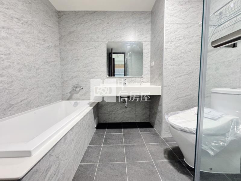 三本雲上捷運景觀1+1房車房屋室內格局與周邊環境