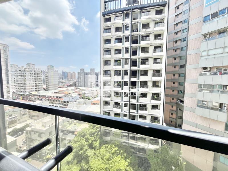 國聚知青精裝三房平車房屋室內格局與周邊環境