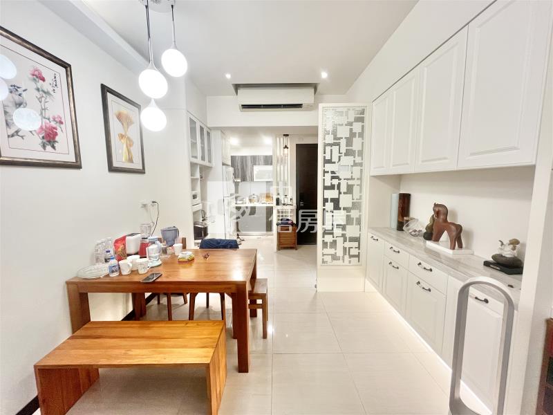 國聚知青精裝三房平車房屋室內格局與周邊環境