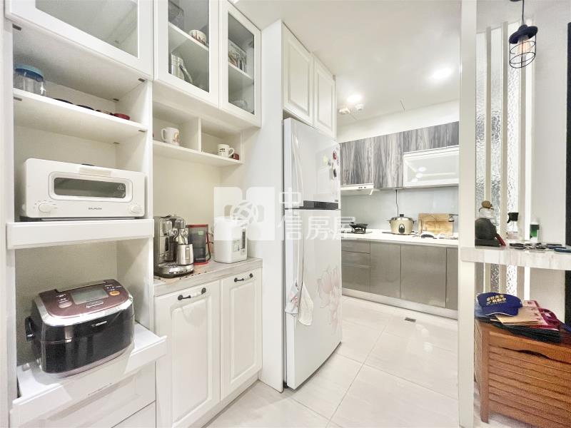 國聚知青精裝三房平車房屋室內格局與周邊環境