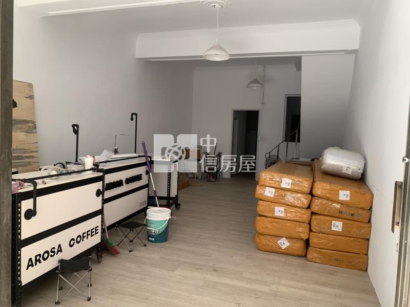 鹽埕區便宜店面透天房屋室內格局與周邊環境