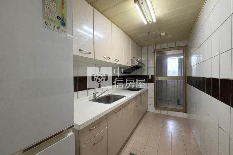 ㊣文心中清捷運．3房+平車水岸宅房屋室內格局與周邊環境