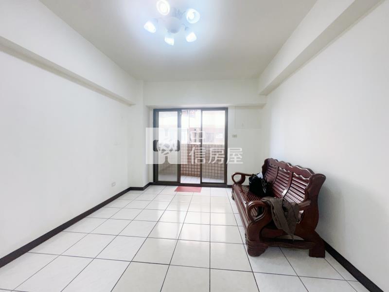 YKK電梯3房雙衛浴_車位好租房屋室內格局與周邊環境