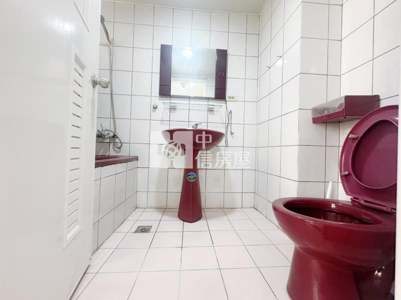 YKK電梯3房雙衛浴_車位好租房屋室內格局與周邊環境