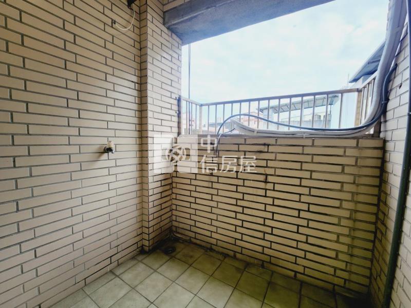 小檜溪重劃區旁美裝潢重疊5房房屋室內格局與周邊環境