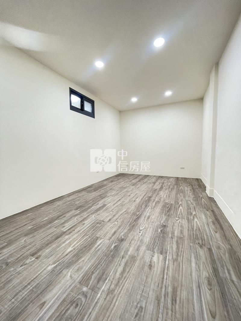 大里㊣25米中興路透店A房屋室內格局與周邊環境