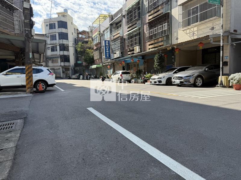 復旦國小大地坪金透店房屋室內格局與周邊環境