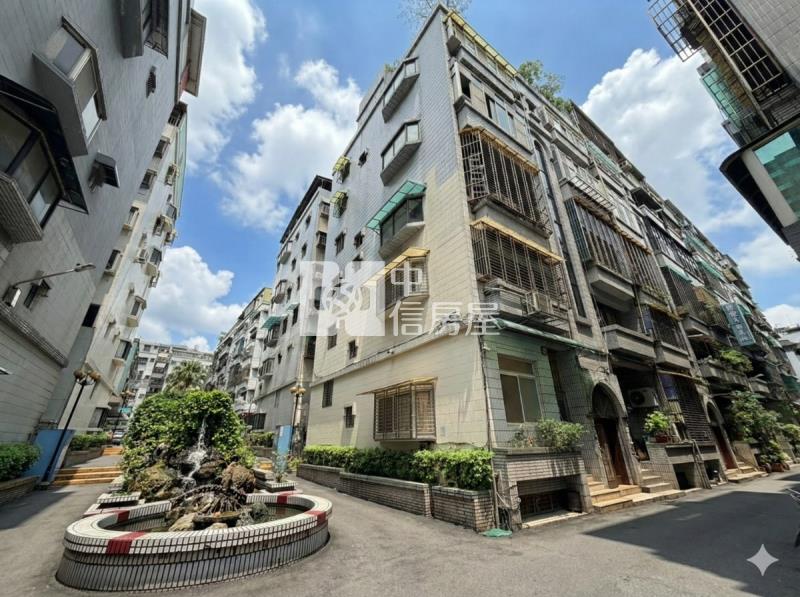 廻龍捷運21世紀別墅邊間美屋房屋室內格局與周邊環境