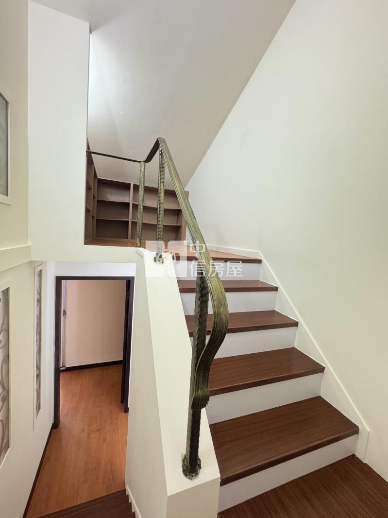 【神馬】大溪埔頂公園旁┃雙併別墅房屋室內格局與周邊環境