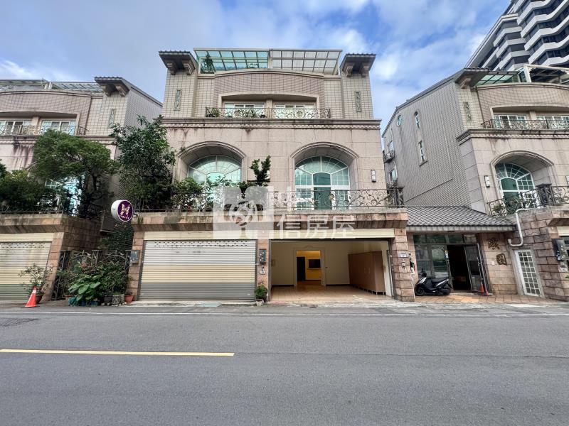 【神馬】大溪埔頂公園旁┃雙併別墅房屋室內格局與周邊環境