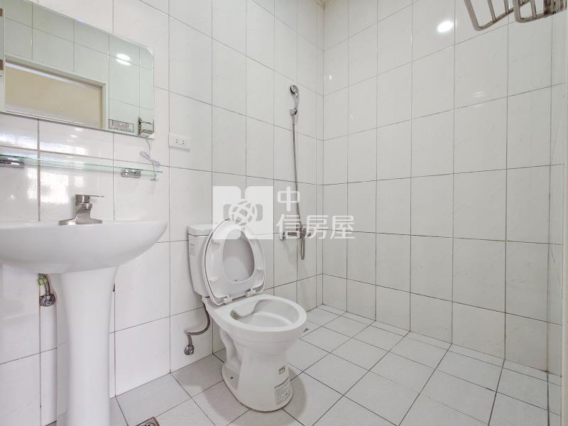 我愛龍邦3房平車房屋室內格局與周邊環境