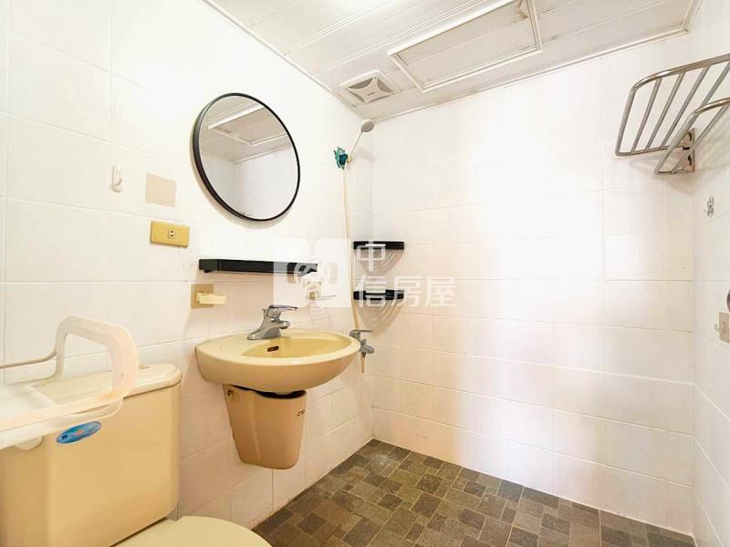 中教大低總價質感次頂樓兩房房屋室內格局與周邊環境