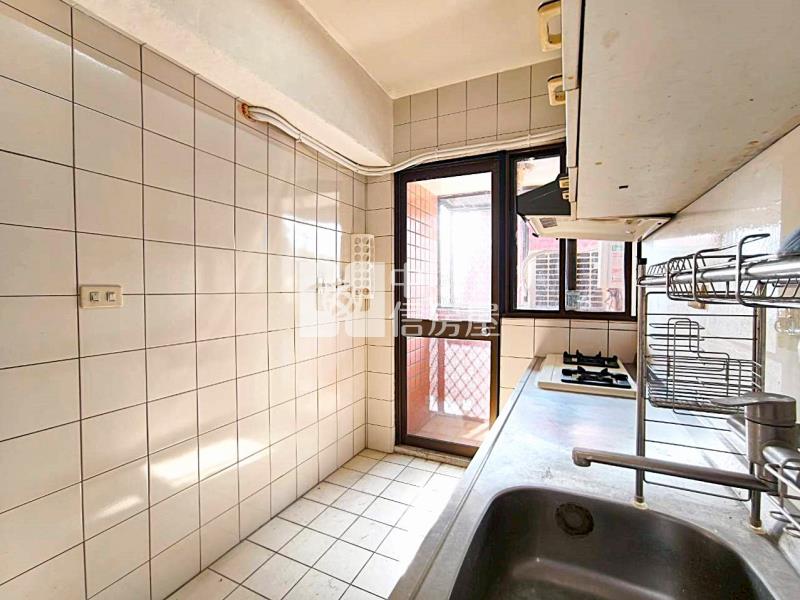 中教大低總價質感次頂樓兩房房屋室內格局與周邊環境