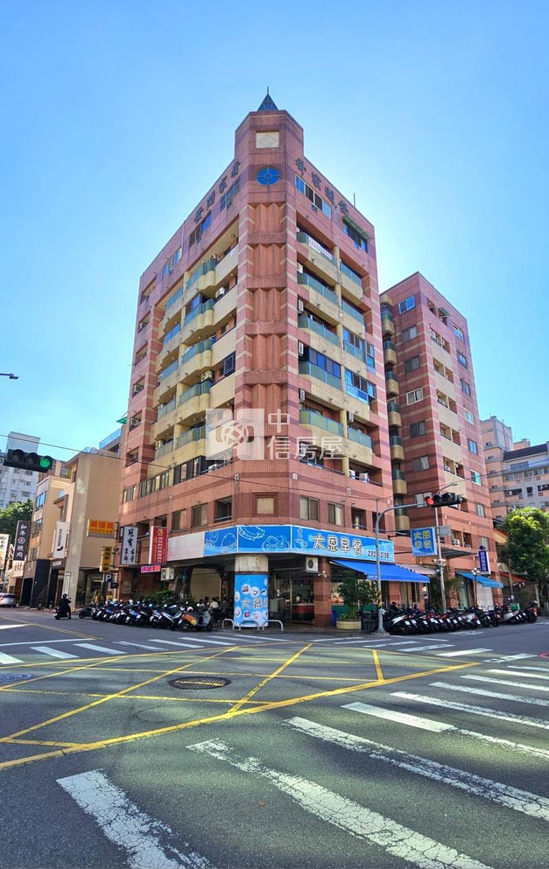 專任-五期市政捷運美套房房屋室內格局與周邊環境