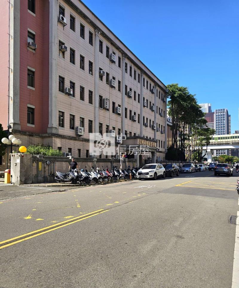 專任-五期市政捷運美套房房屋室內格局與周邊環境