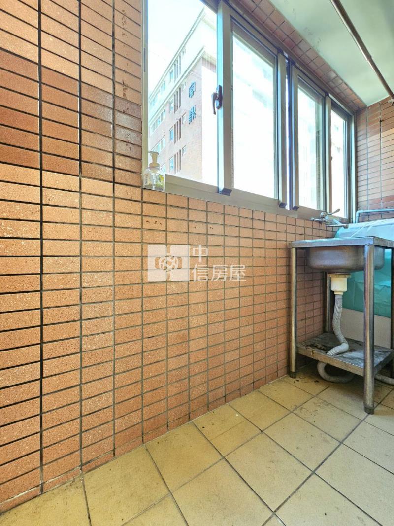 專任-五期市政捷運美套房房屋室內格局與周邊環境