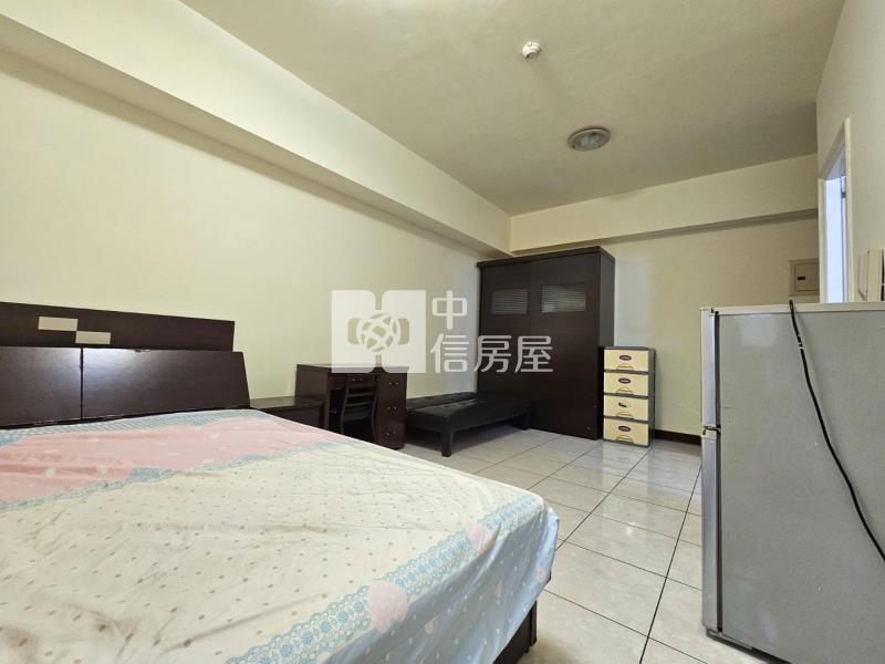 專任-五期市政捷運美套房房屋室內格局與周邊環境