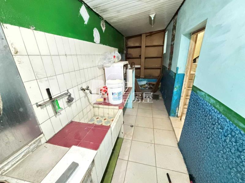 山子頂公園透天房屋室內格局與周邊環境