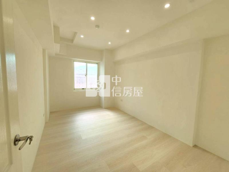 鍾愛一生3+車(中信卓越團隊)房屋室內格局與周邊環境