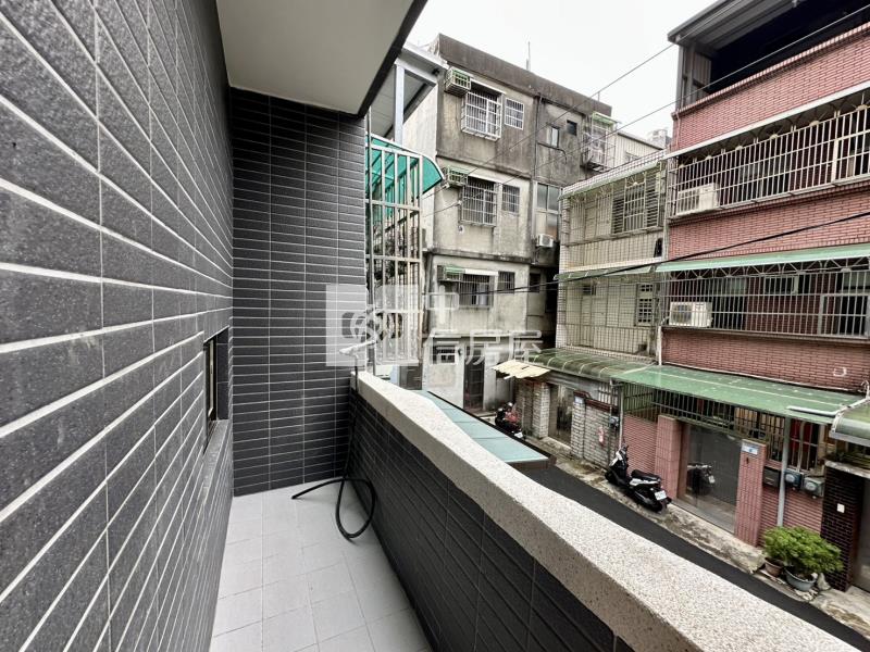 平鎮國中大面寬全新整理美透天房屋室內格局與周邊環境