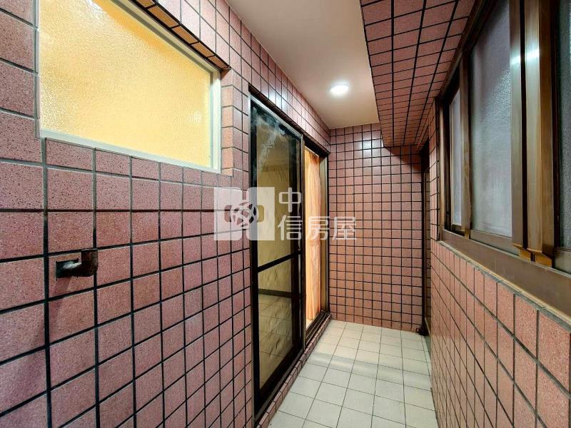 魯班傳家低總價全新整理美兩房房屋室內格局與周邊環境