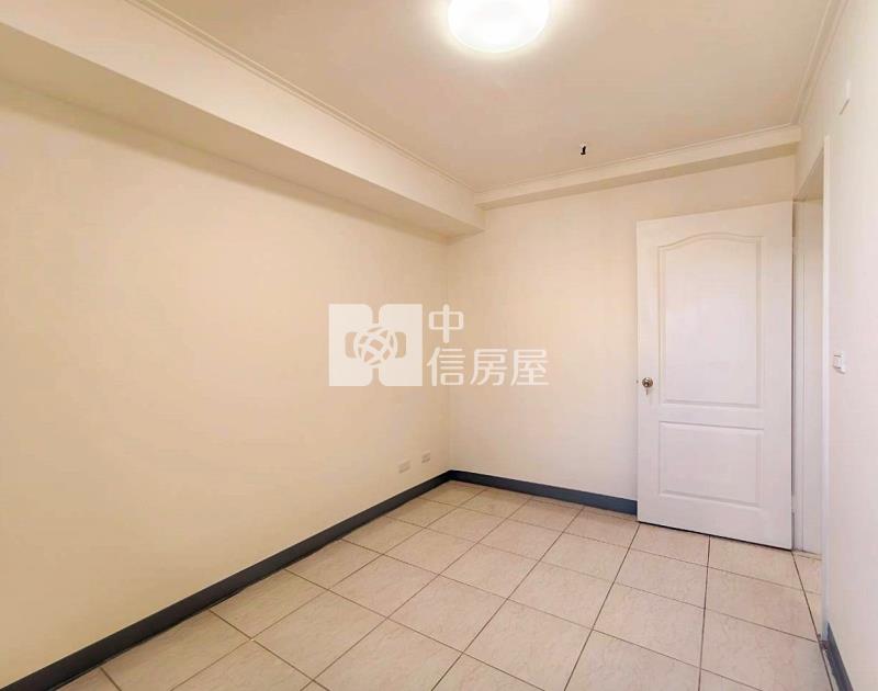 魯班傳家低總價全新整理美兩房房屋室內格局與周邊環境