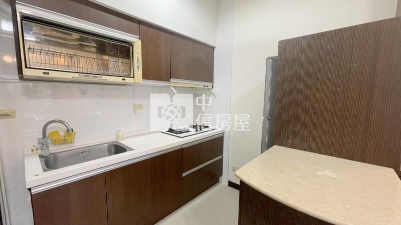 湯園景觀稀少釋出美2房房屋室內格局與周邊環境