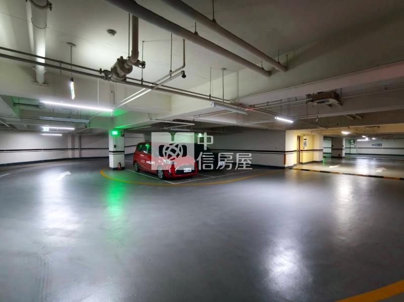 微笑世紀雲品兩房空間車位房屋室內格局與周邊環境