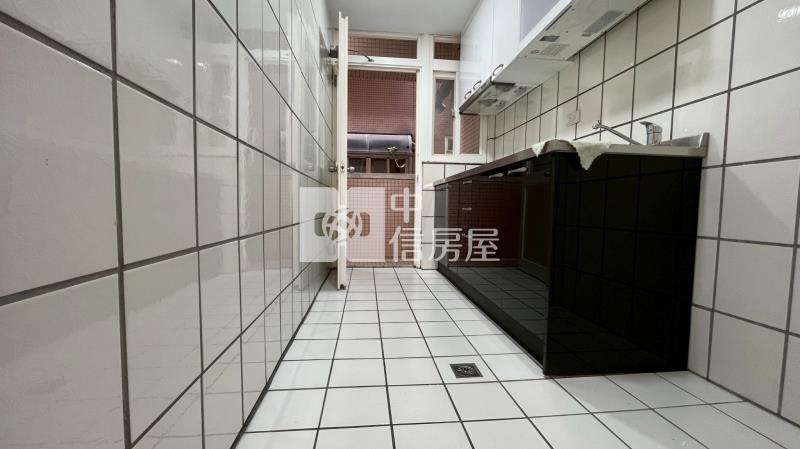 楊梅比佛利電梯三房房屋室內格局與周邊環境