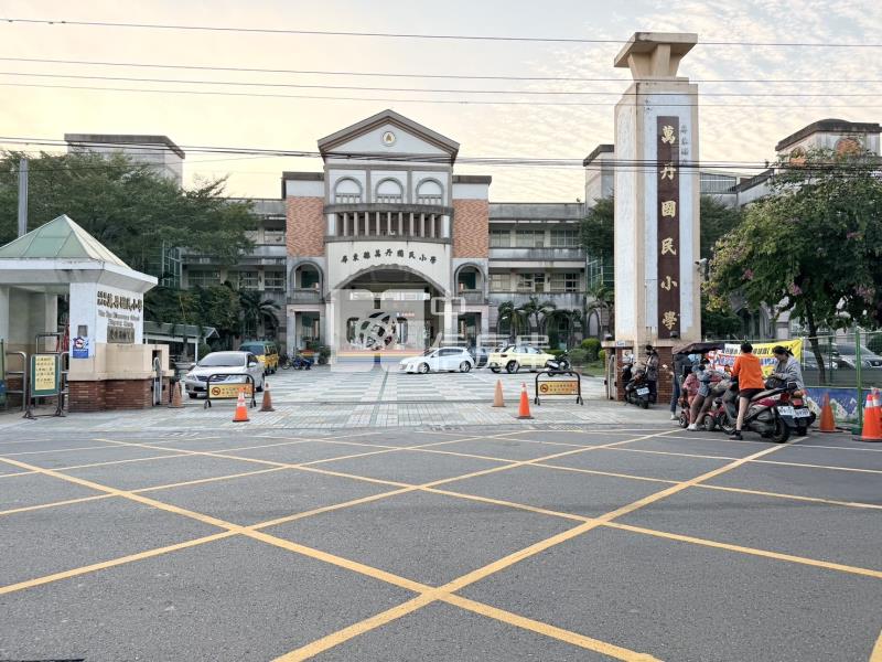 萬丹國小輕齡平車3房房屋室內格局與周邊環境