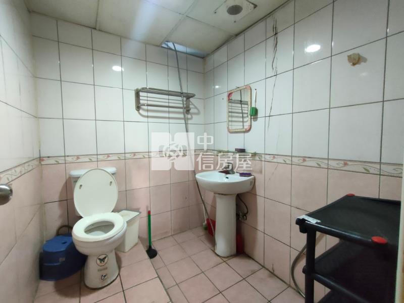 桃鶯路高投報6隔套房屋室內格局與周邊環境