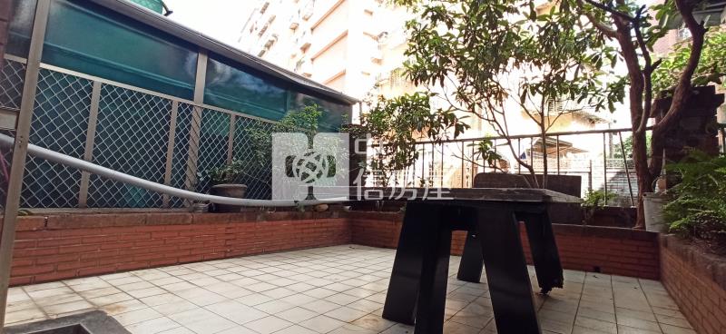 楊梅瑞坪B1車庫美透天房屋室內格局與周邊環境