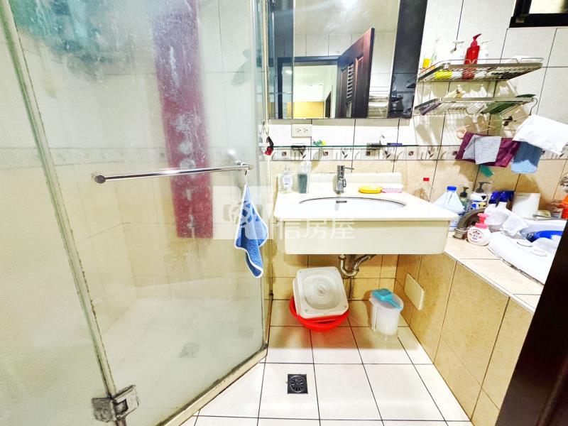 【安家】專任-龍岡忠貞四房車庫雙車美別墅房屋室內格局與周邊環境