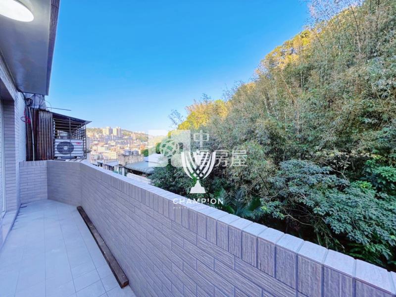 【冠軍】信義綠景.類一樓的五樓房屋室內格局與周邊環境